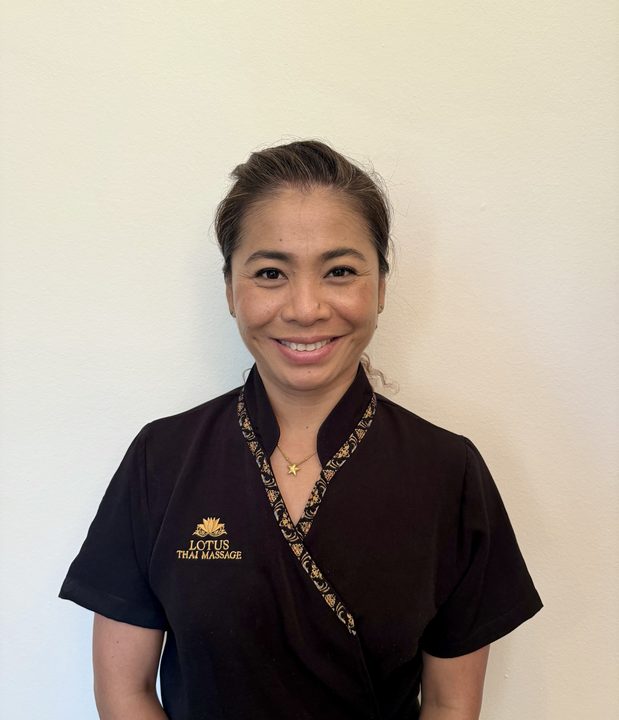 Kannika, Inhaberin und Geschäftsführerin von Lotus Thaimassage